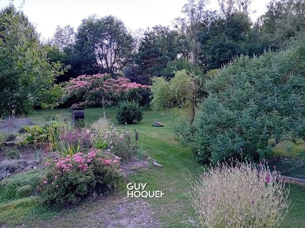SAINT-VALLIER  Une maison familiale au coeur d'un écrin de verdure