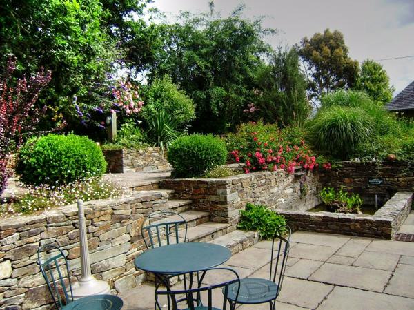 SECTEUR LANNION - RESTAURANT 380 M², LOGEMENT