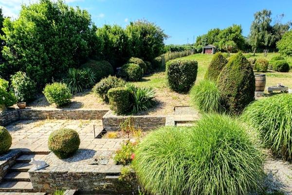 SECTEUR LANNION - RESTAURANT 380 M², LOGEMENT