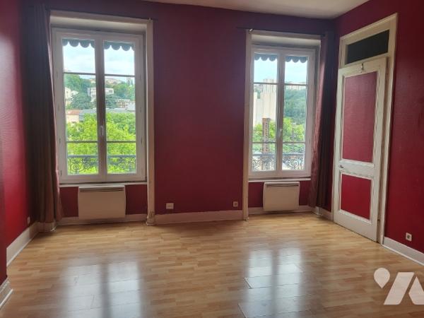 LYON 2. 4 Quai Rambaud.T1 bis.