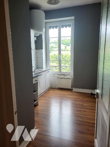 LYON 2. 4 Quai Rambaud.T1 bis.