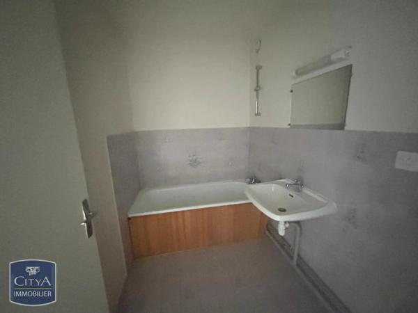 Appartement à louer 3 pièces 65.15m² Chalon-sur-Saône (71100)