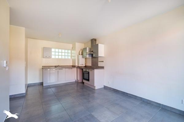 Appartement à vendre |                                       Chassieu |                                        2 pièces  |  40 m²