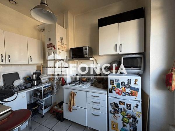 Location Appartement 2 pièces 53.2 m² - 67 RUE BELLECOMBE Lyon 69006