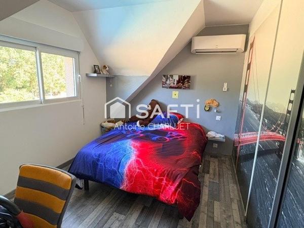 Maison 170m² sans travaux avec piscine - 4 chambres - terrain de 4567m²