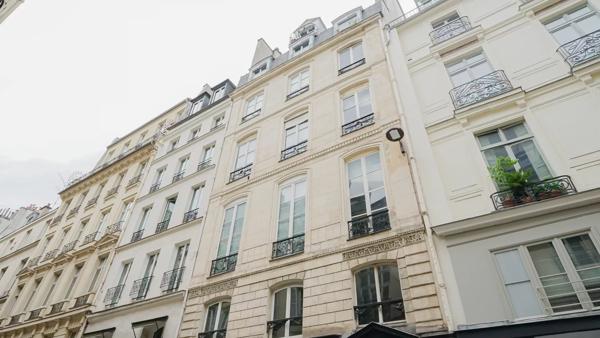 Appartement Paris 1 er - PALAIS ROYAL