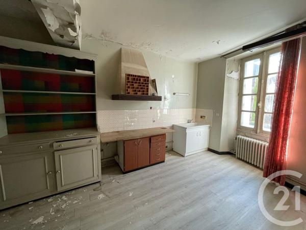 Immeuble à vendre  239 m2 PARTHENAY - 79