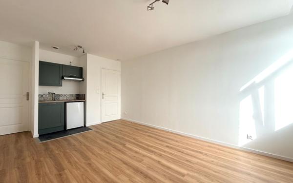 Appartement à louer    1 pièce •  Armentières