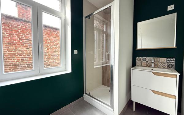 Appartement à louer    1 pièce •  Armentières