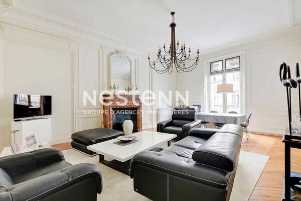 EXCLUSIVITÉ - Parc Monceau - Appartement 4 pièces de 133.18 m2 - Ascenseur - Cave - Gardien - Immeuble de Grand Standing