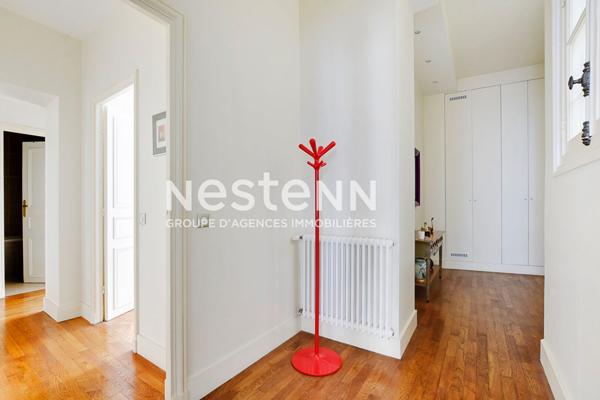 EXCLUSIVITÉ - Parc Monceau - Appartement 4 pièces de 133.18 m2 - Ascenseur - Cave - Gardien - Immeuble de Grand Standing