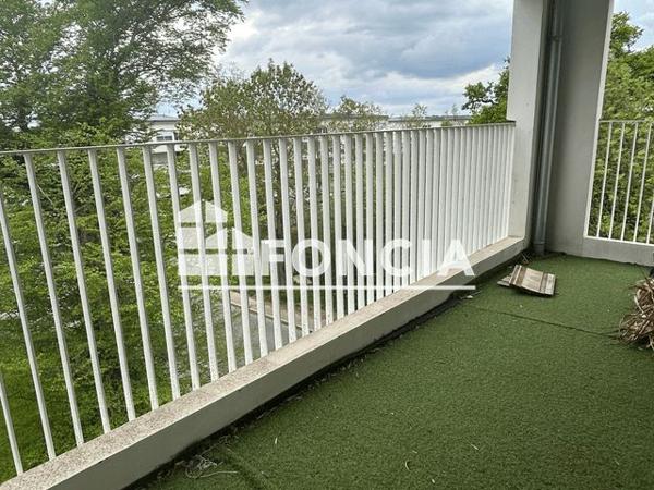 Location Appartement 4 pièces 90 m² - 3-7-9-11 RUE DU HAUT BOIS Saint Jacques De La Lande 35136