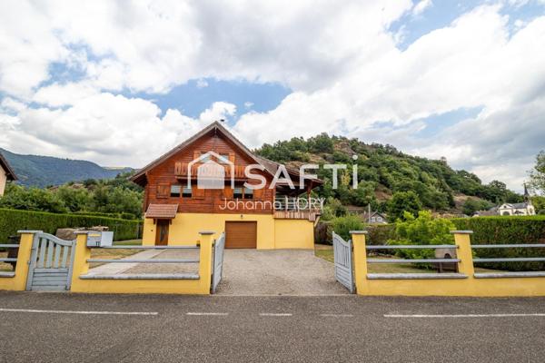 Coup de cœur assuré pour ce magnifique chalet de 90m2 des années 2000
