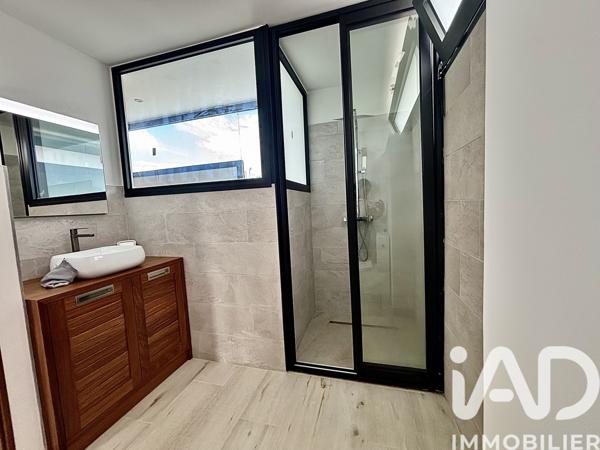 Maison à vendre 5 pièces 140 m² Le Tampon