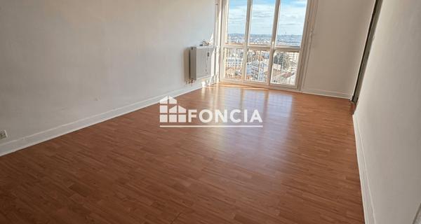 À vendre Studio 30.45 m² - Limoges 87000
