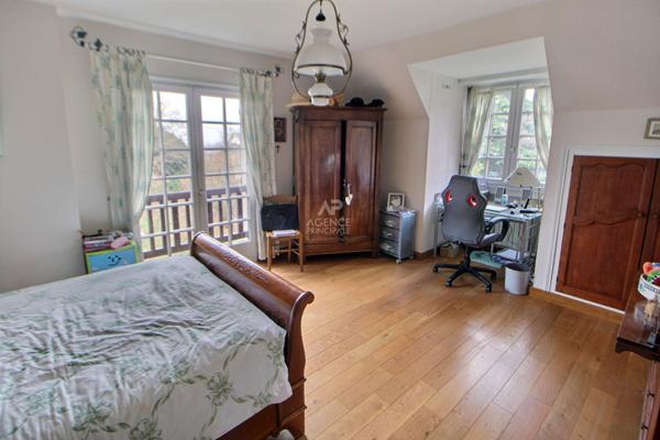 Maison Triel Sur Seine 5 pièce(s) 130 m2 €420 000 ** - Référence 1080