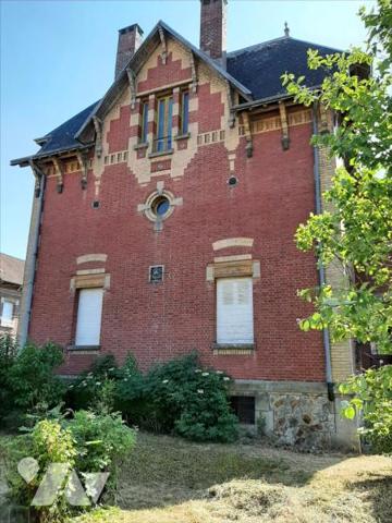 HIRSON maison semi-mitoyenne