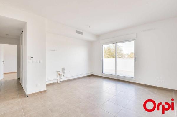 Appartement à louer    2 pièces • 45,20 m2 Décines-Charpieu