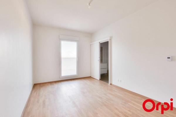 Appartement à louer    2 pièces • 45,20 m2 Décines-Charpieu