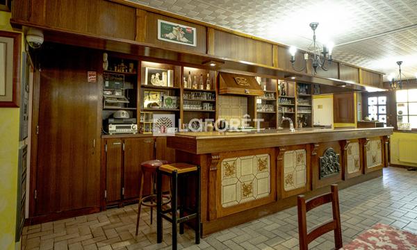 Achat immeuble Bourg-Sainte-Marie - 39 pièce(s) - 1130 m² - 325 500 €