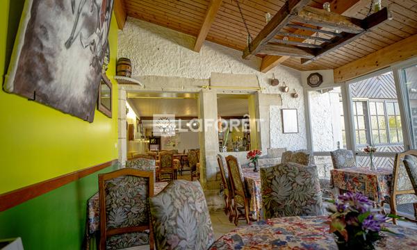 Achat immeuble Bourg-Sainte-Marie - 39 pièce(s) - 1130 m² - 325 500 €