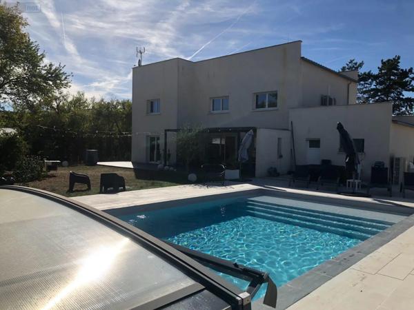Achat - Maison Issoudun 36100 6 pièces 190 m 2 2669 m 2