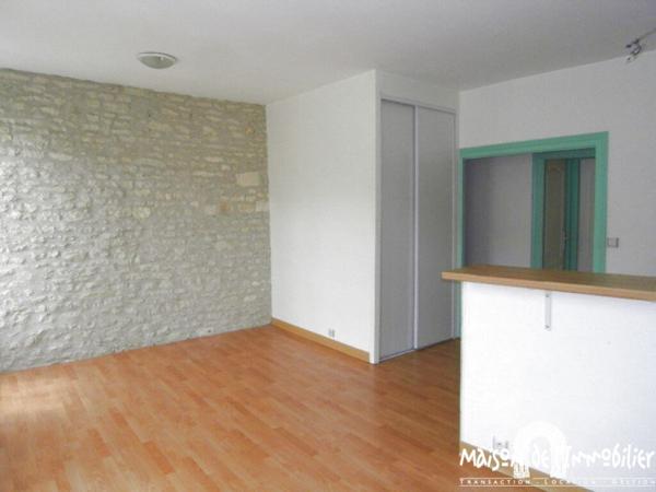 Location Appartement - 2 pièces - 46m² - COGNAC