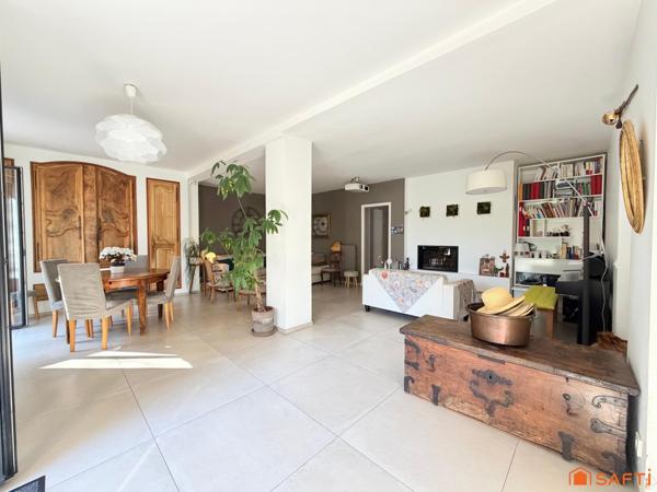 Maison 180m2, 5 chambres, piscine et jardin!