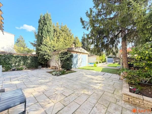 Maison 180m2, 5 chambres, piscine et jardin!