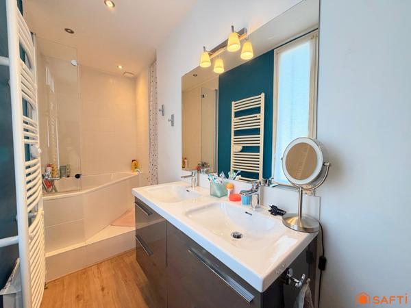 Maison 180m2, 5 chambres, piscine et jardin!