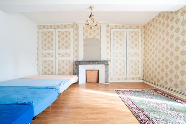 Rare à la vente - Authentique maison de vigneron du XVIIIe avec jardin clos et vue sur clocher, à 20 mn de Saumur