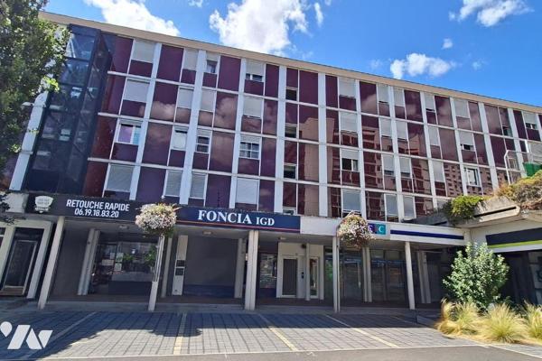 Appartement T4 traversant -68 m2 environ - FIRMINY centre