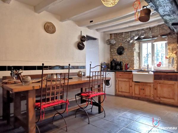 Maison sur 2,5ha à Vimartin sur Orthe