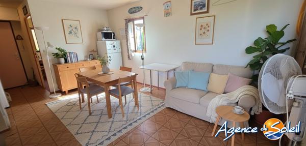 Appartement à Saint-Pierre-la-Mer EN REZ DE CHAUSSEE T3 + PARKING
