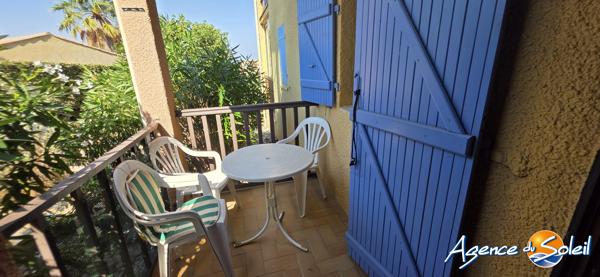 Appartement à Saint-Pierre-la-Mer EN REZ DE CHAUSSEE T3 + PARKING