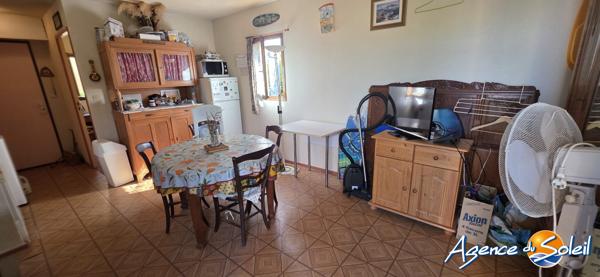 Appartement à Saint-Pierre-la-Mer EN REZ DE CHAUSSEE T3 + PARKING