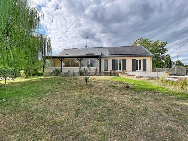 Maison sur sous sol 4 chambres  2000 m² de jardin