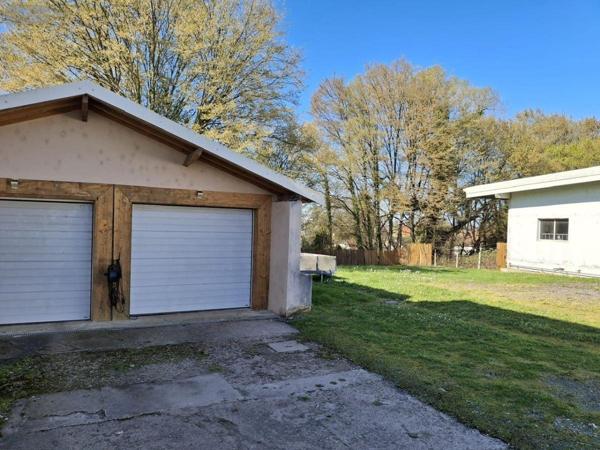 Appartement à louer à Vaudrey dans le Jura (39380), ref : 39033-L597