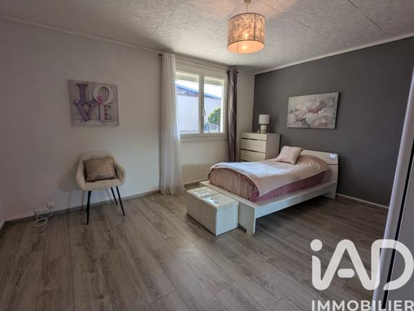 Maison à vendre 6 pièces 142 m² Brienon-sur-Armançon