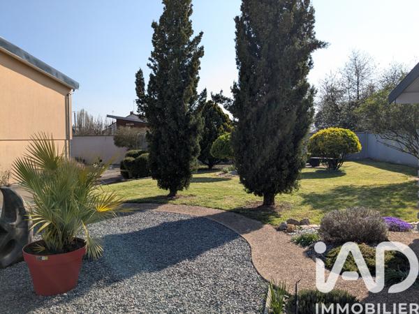 Maison à vendre 6 pièces 142 m² Brienon-sur-Armançon