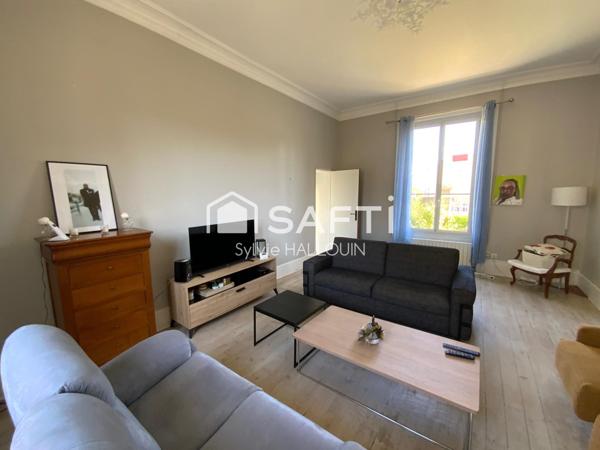 Maison de Maitre 210m2, 8 pièces, garage, terrain