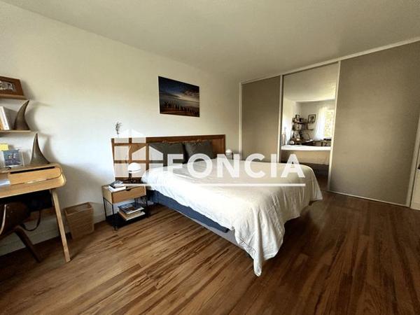 À vendre Maison 7 pièces 200 m² - Bordeaux 33300