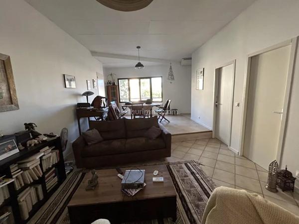 Location Appartement 4 pièces 77 m2 à Aubagne