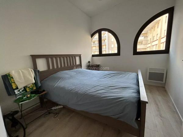 Location Appartement 4 pièces 77 m2 à Aubagne