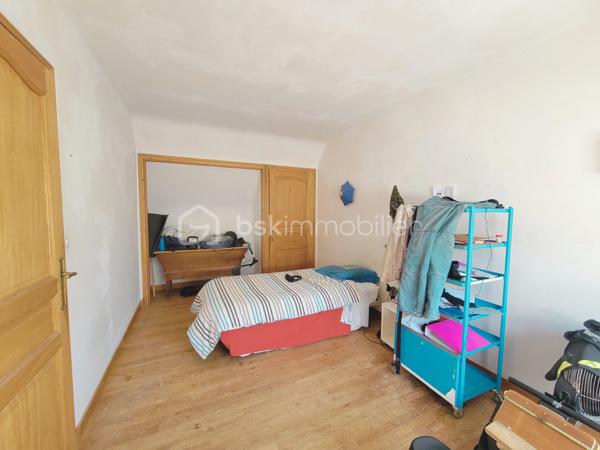 Maison traditionnelle de 233 m²