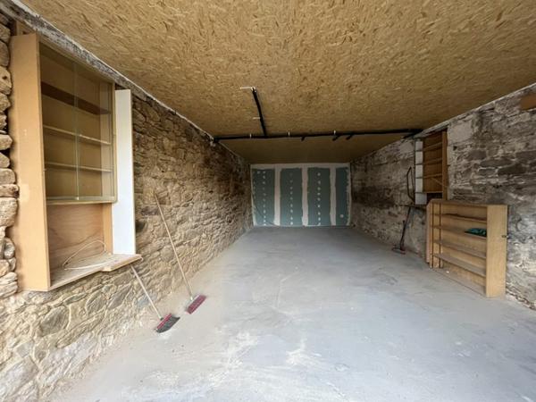 Parking à vendre |  Douarnenez |  Box individuel | 1 pièce | 42 m²