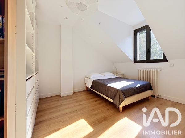 Maison à vendre 6 pièces 171 m² Chatou