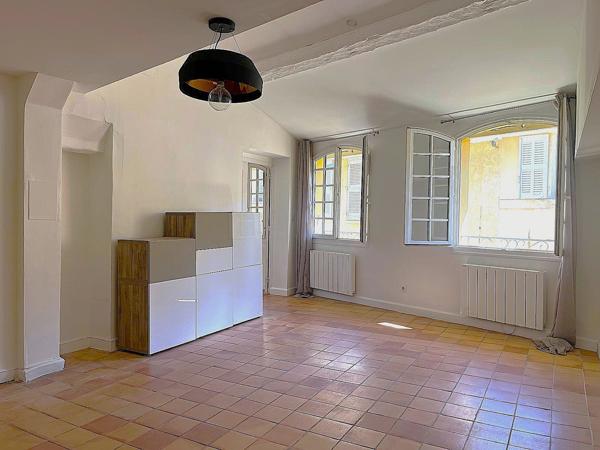 Appartement 4 pièces - 92 m² Bien prestige