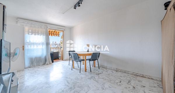 À vendre Studio 31 m² - Saint-laurent-du-var 06700