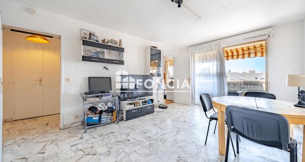 À vendre Studio 31 m² - Saint-laurent-du-var 06700